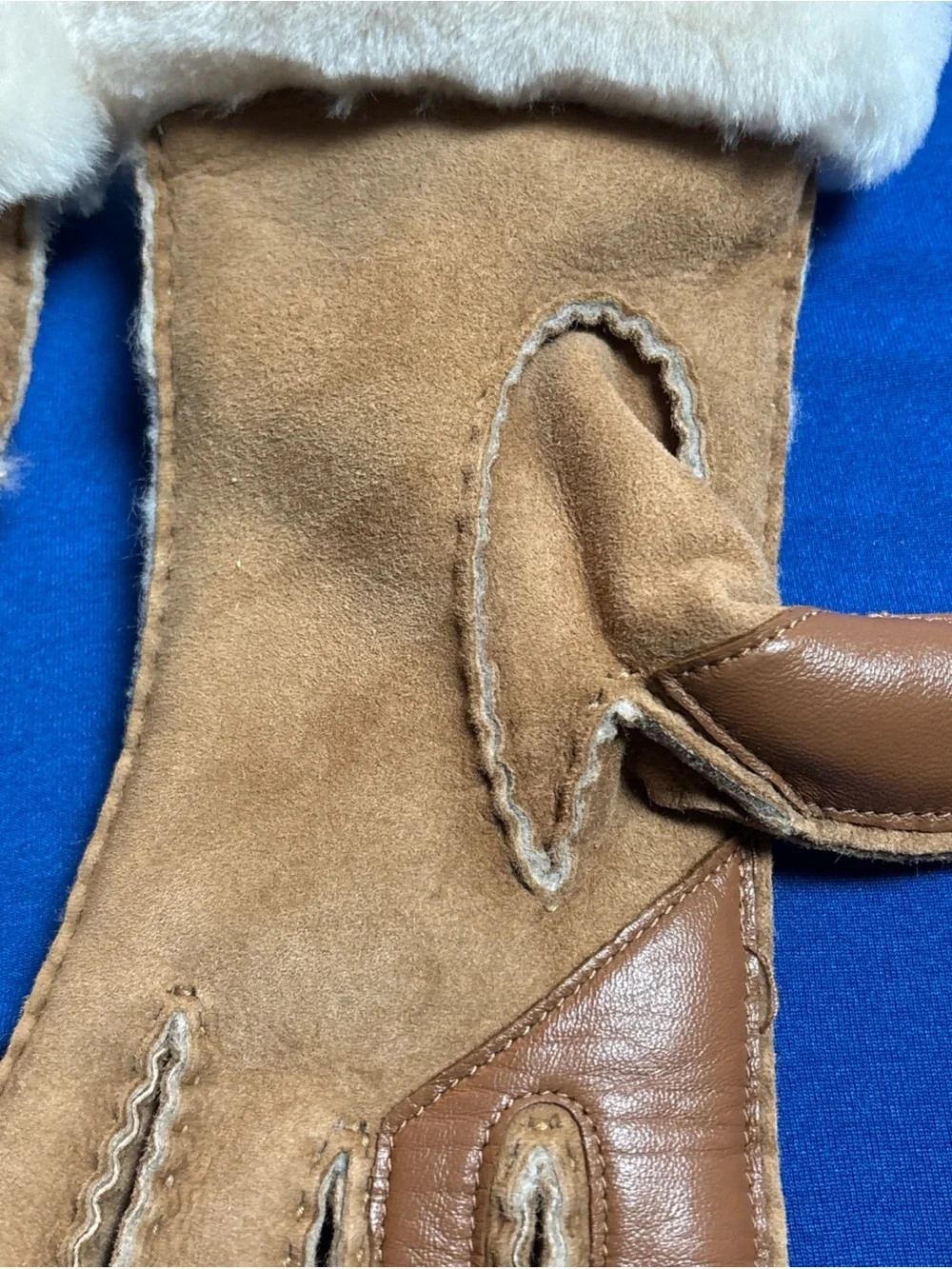 UGG excellent hardly